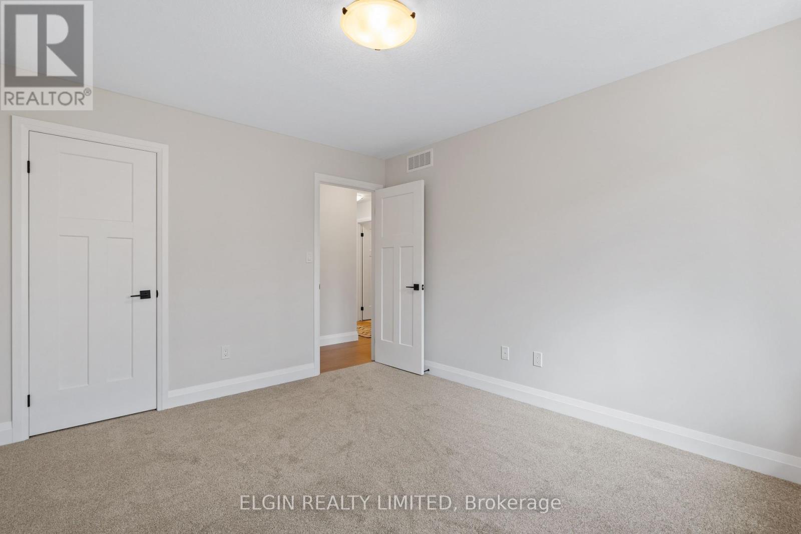 27-49 Royal Dornoch Drive, St. Thomas, Ontario  N5R 0P4 - Photo 35 - X12121196