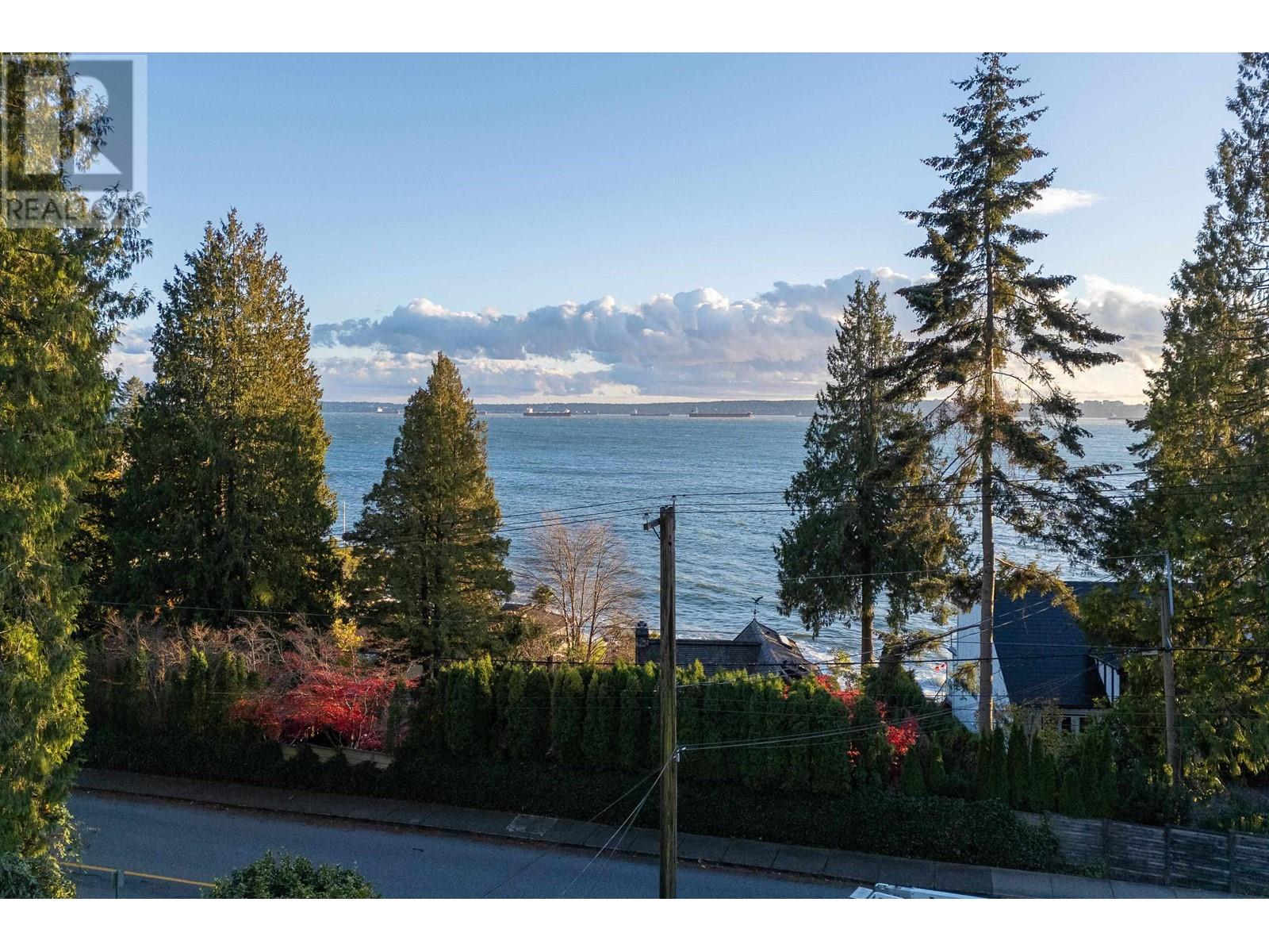 3260 Travers Avenue, West Vancouver, British Columbia  V7V 1G5 - Photo 5 - R3002242