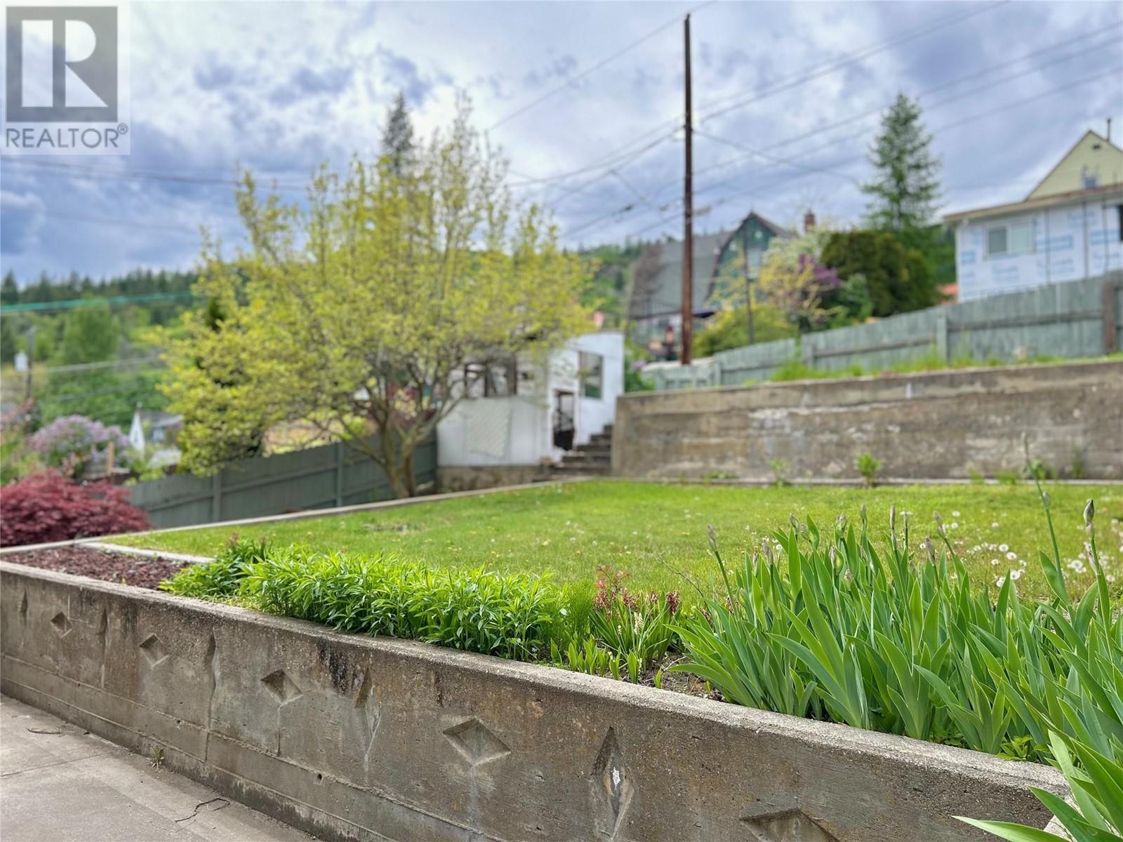 715 Shakespeare Street, Warfield, British Columbia  V1R 2B3 - Photo 60 - 10347444