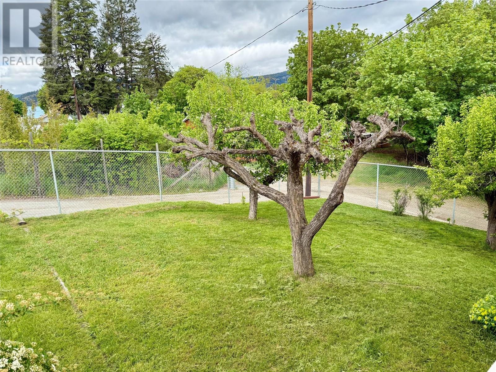 7355 7th Street, Grand Forks, British Columbia  V0H 1H0 - Photo 53 - 10347543