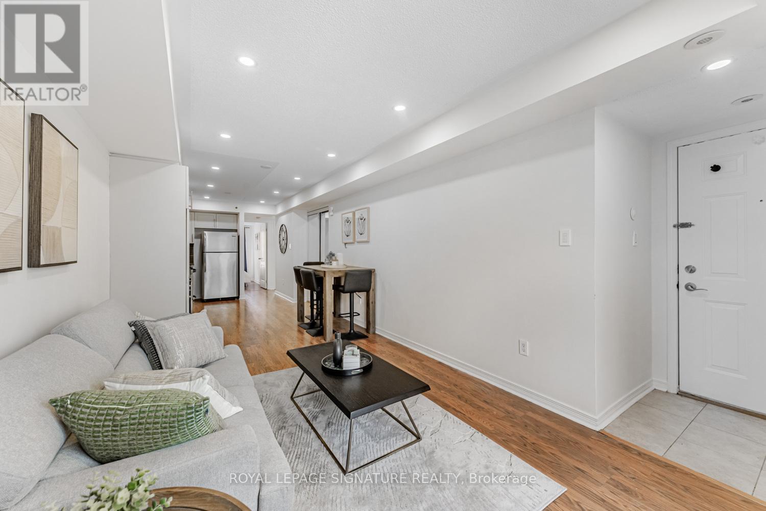 5 - 817 Dundas Street E, Toronto, Ontario  M4M 1P9 - Photo 6 - E12145088