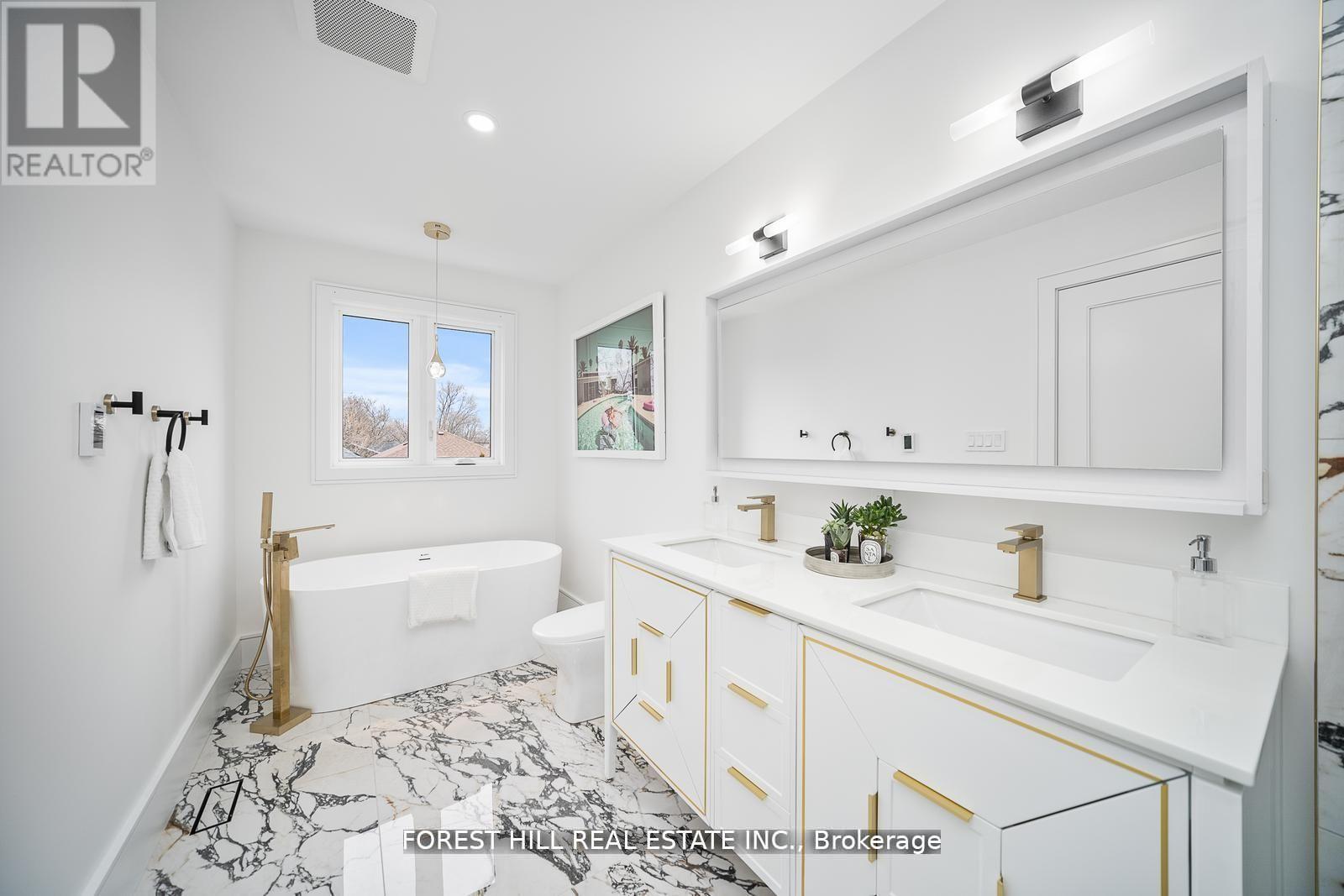 67 Lesmount Avenue, Toronto, Ontario  M4J 3V7 - Photo 19 - E12145163