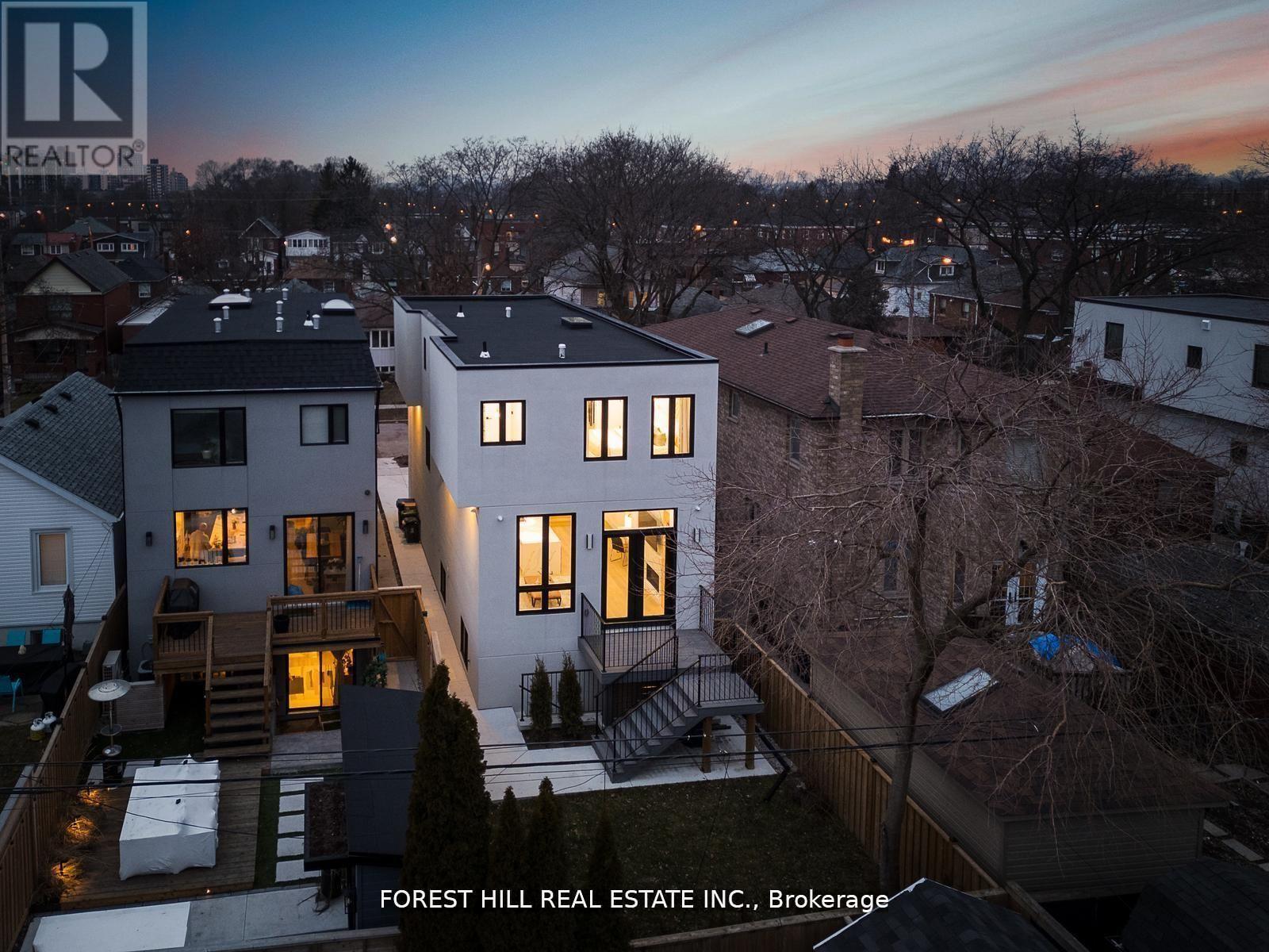 67 Lesmount Avenue, Toronto, Ontario  M4J 3V7 - Photo 3 - E12145163