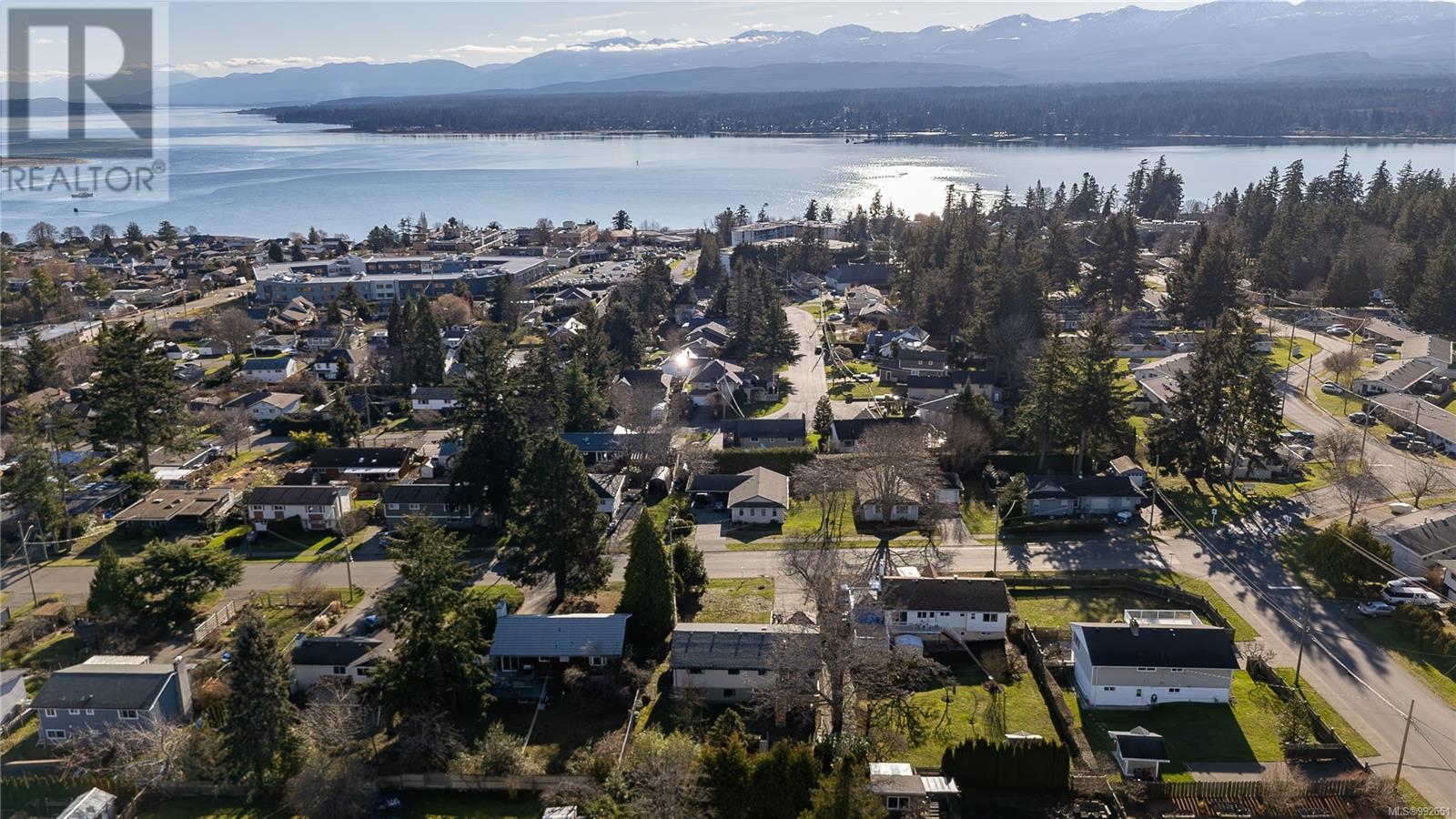 2178 Downey Ave, Comox, British Columbia  V9M 1W8 - Photo 10 - 992651