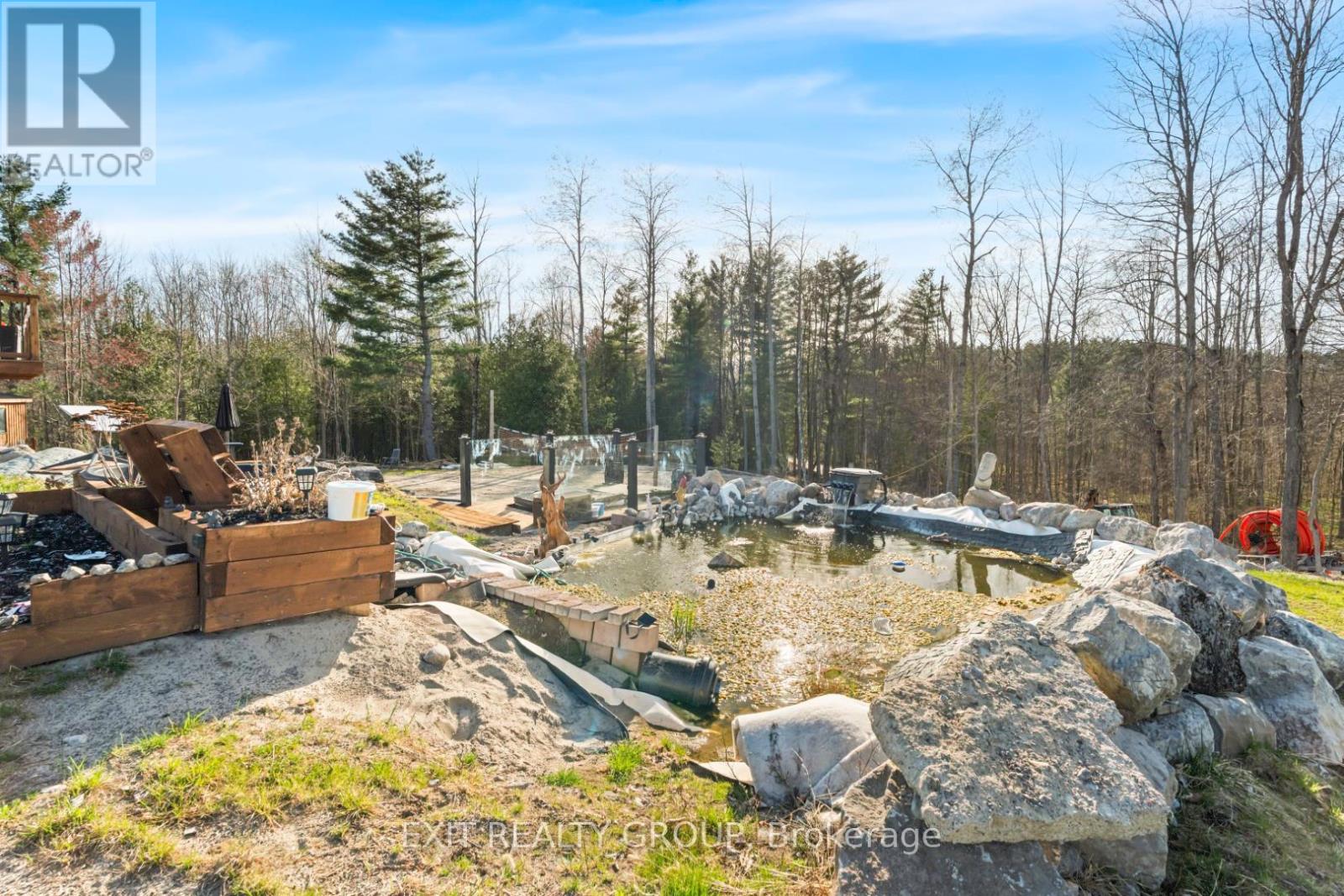 378 Douglas Road, Madoc, Ontario  K0K 2K0 - Photo 8 - X12145372