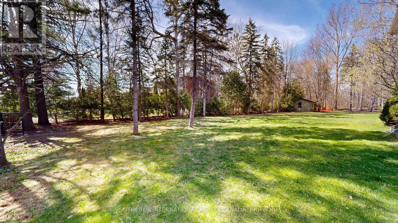 1120 North Shore Drive, Innisfil, Ontario  L0L 1R0 - Photo 4 - N12145087