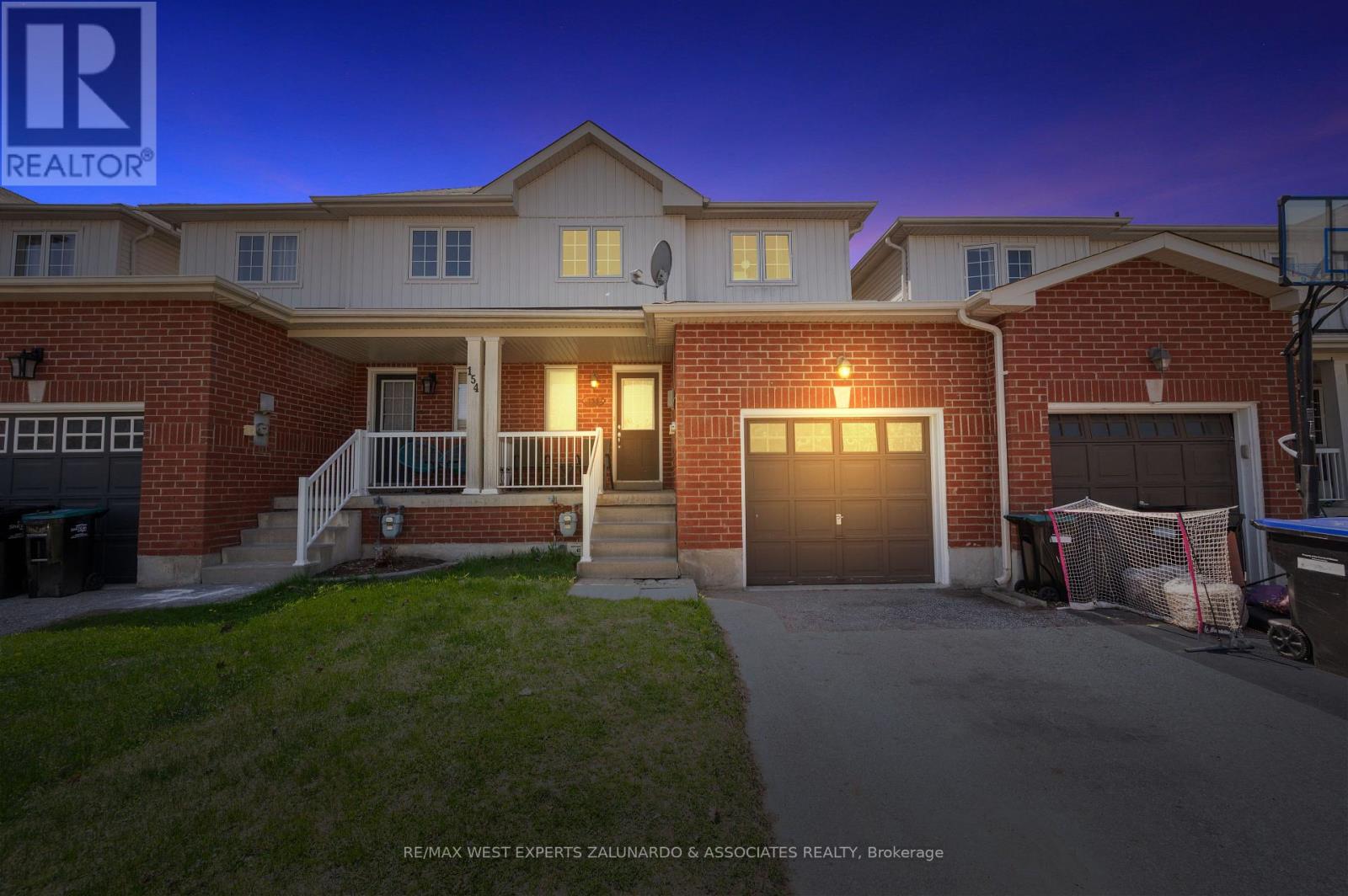 156 STONEMOUNT CRESCENT, Essa, Ontario