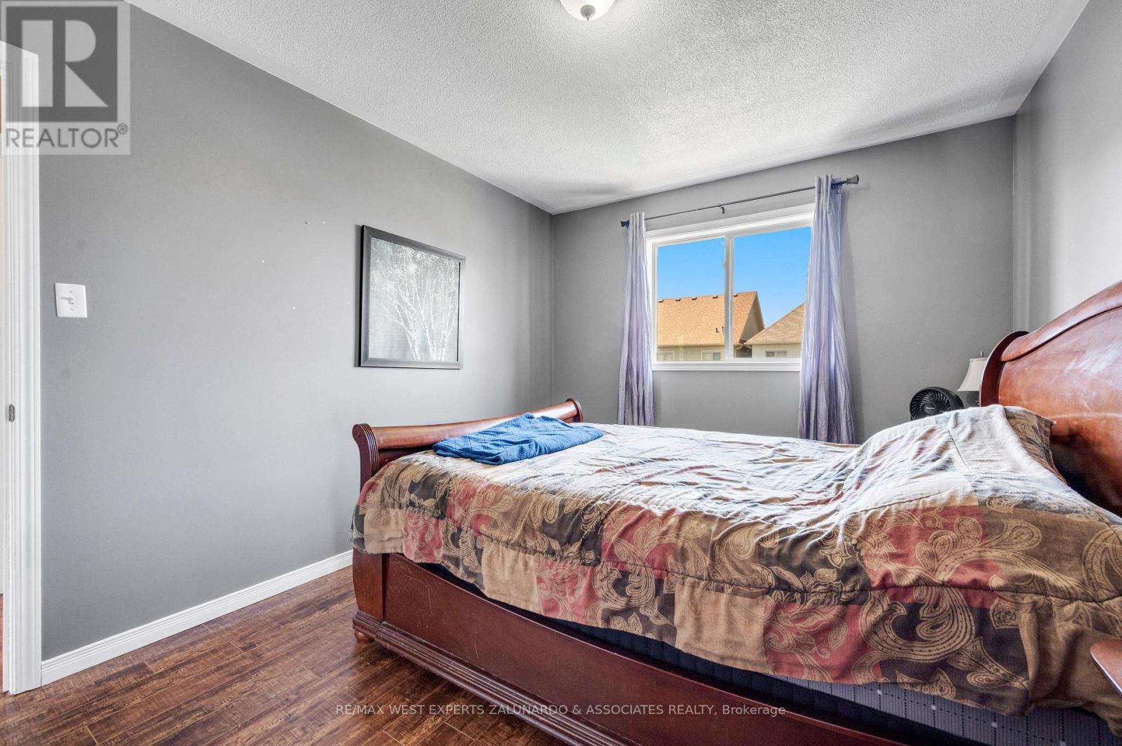 156 Stonemount Crescent, Essa, Ontario  L0M 1B4 - Photo 18 - N12145211