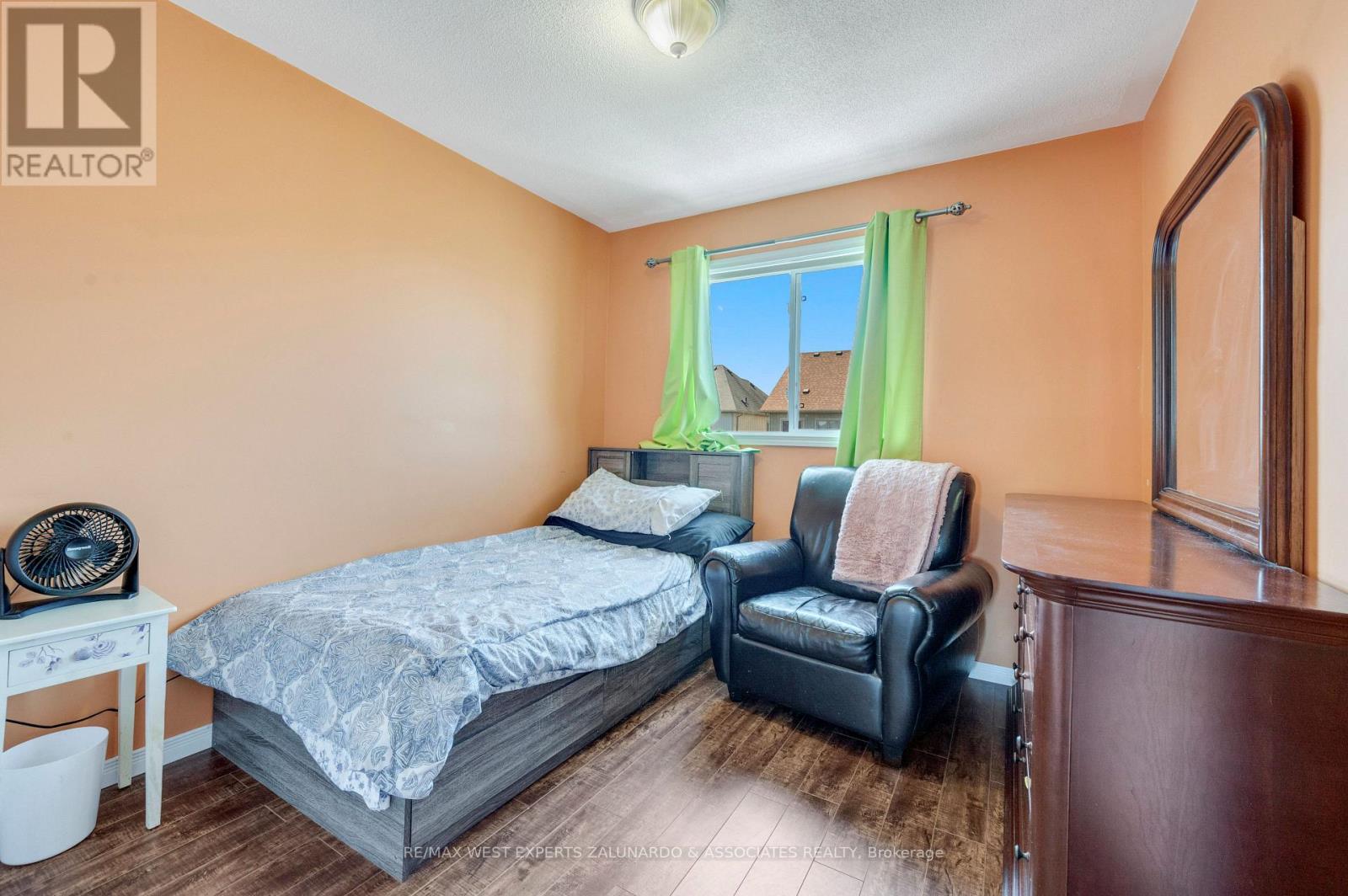 156 Stonemount Crescent, Essa, Ontario  L0M 1B4 - Photo 20 - N12145211
