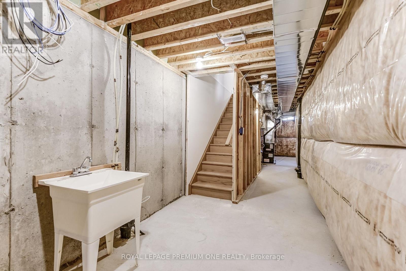 44 Tennant Circle, Vaughan, Ontario  L4H 5L4 - Photo 43 - N12145264