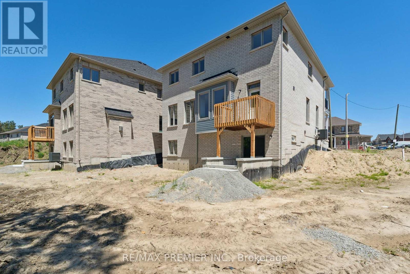 52 Baycroft Boulevard, Essa, Ontario  L0M 1B5 - Photo 23 - N12145280
