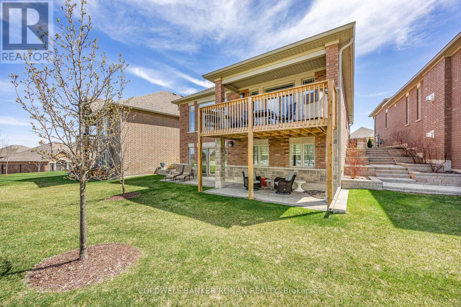 Property at 20 - 114 SUMMERHILL DRIVE image 3