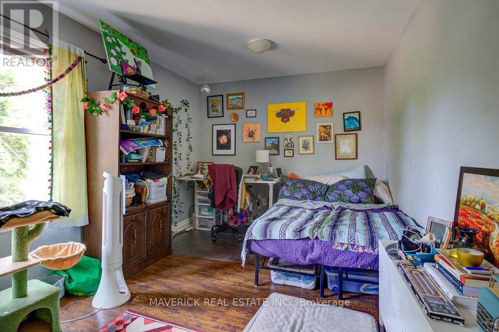 Photo 5 of 24 for 717 Central Avenue