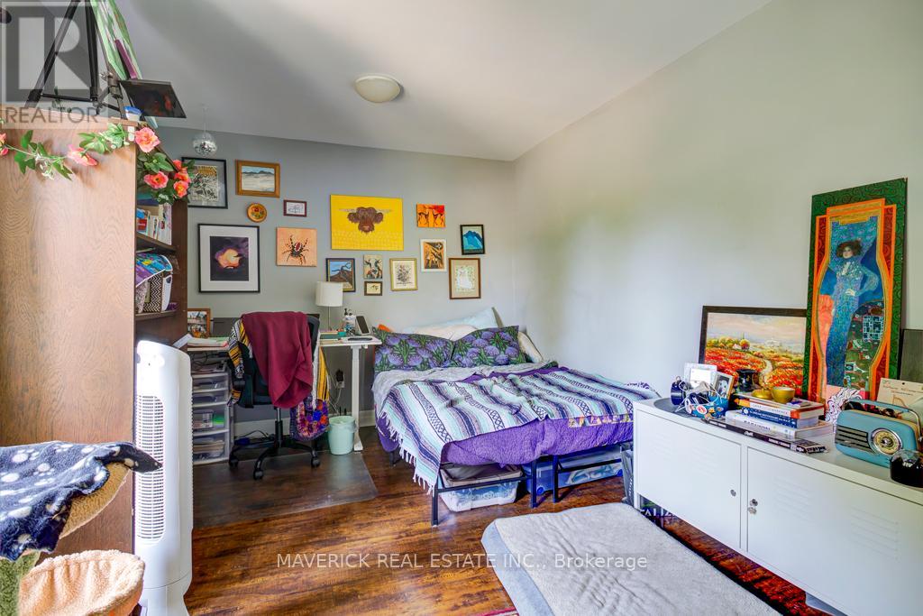 Photo 6 of 24 for 717 Central Avenue