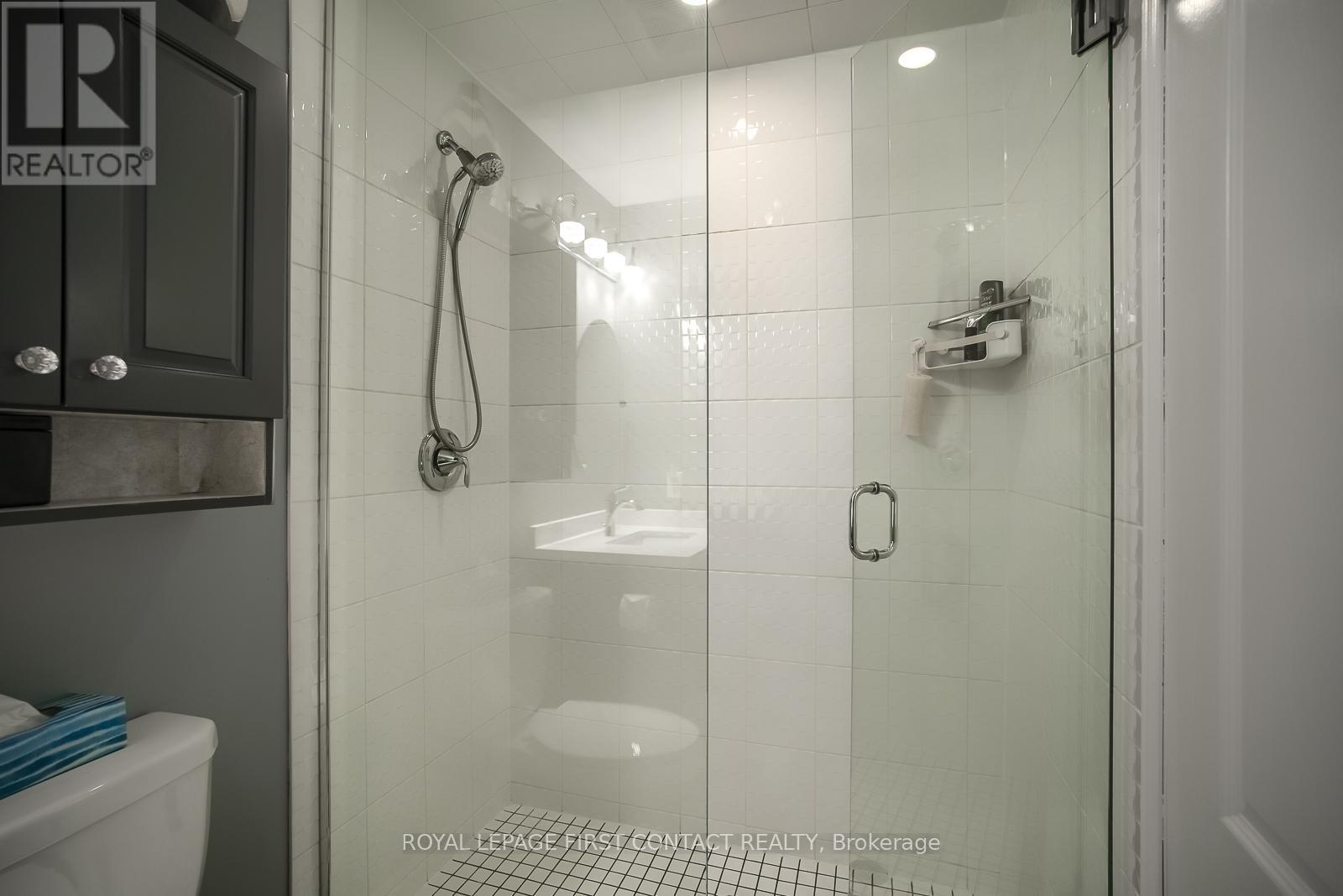 101 - 720 Yonge Street, Barrie (Painswick South), Ontario  L9G 0G9 - Photo 14 - S12145184