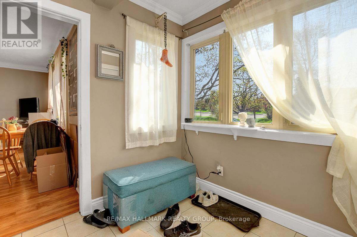 Property at 89 TOWER ROAD image 3