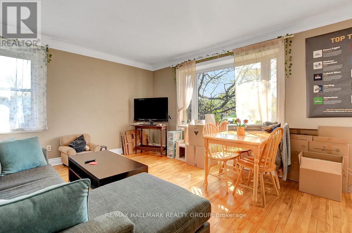 Property at 89 TOWER ROAD image 5