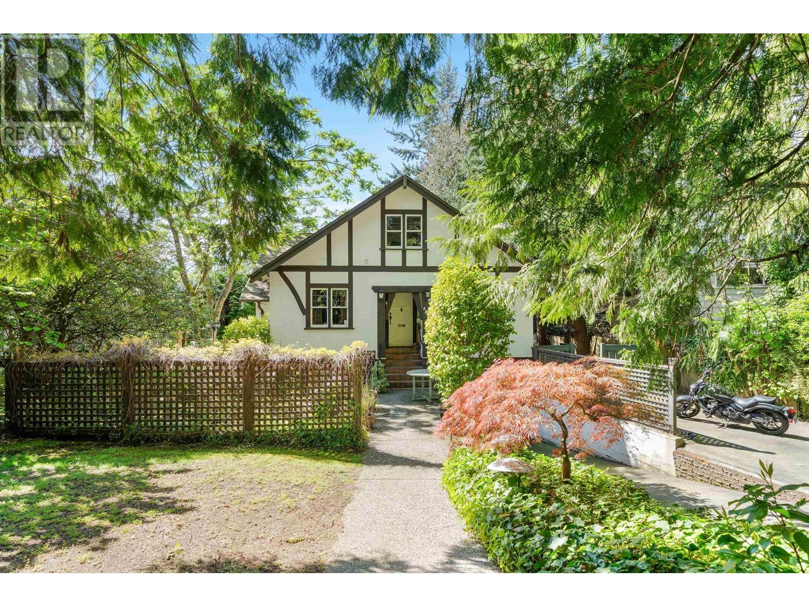 Property at 2270 GORDON AVENUE image 2