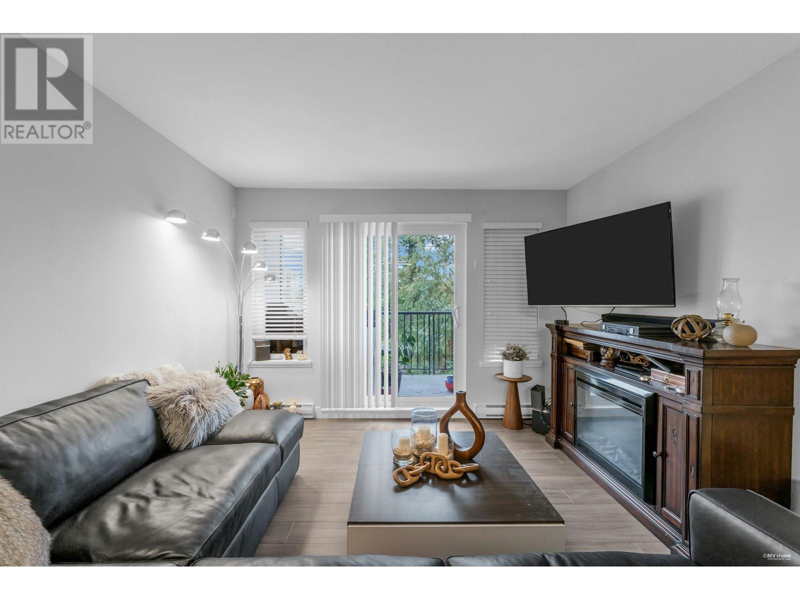 409 12075 Edge Street, Maple Ridge, British Columbia  V2X 9E6 - Photo 2 - R3001964