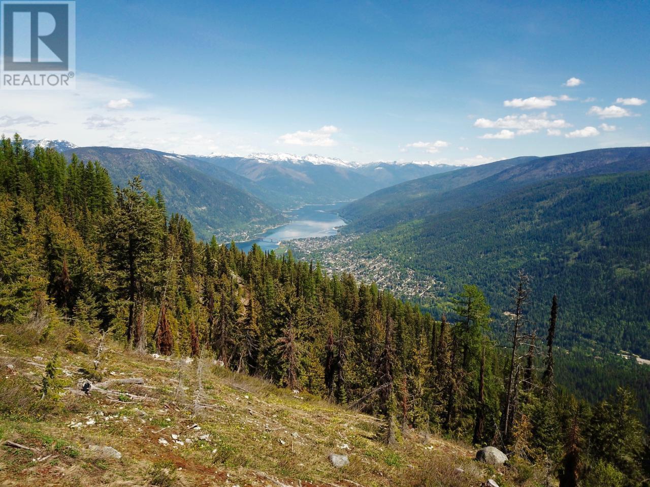 DL 1752 GIVEOUT CREEK FOREST SERVICE Road, nelson, British Columbia