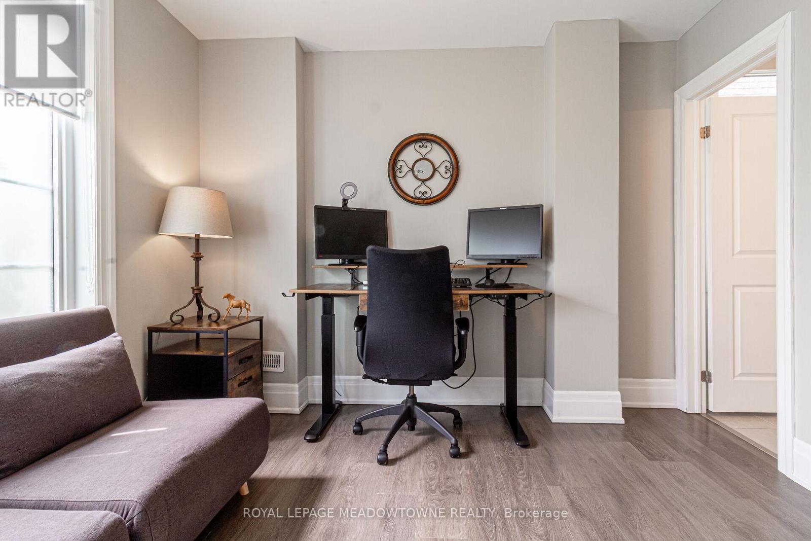 2281 Khalsa Gate, Oakville, Ontario  L6M 1P4 - Photo 5 - W12145094