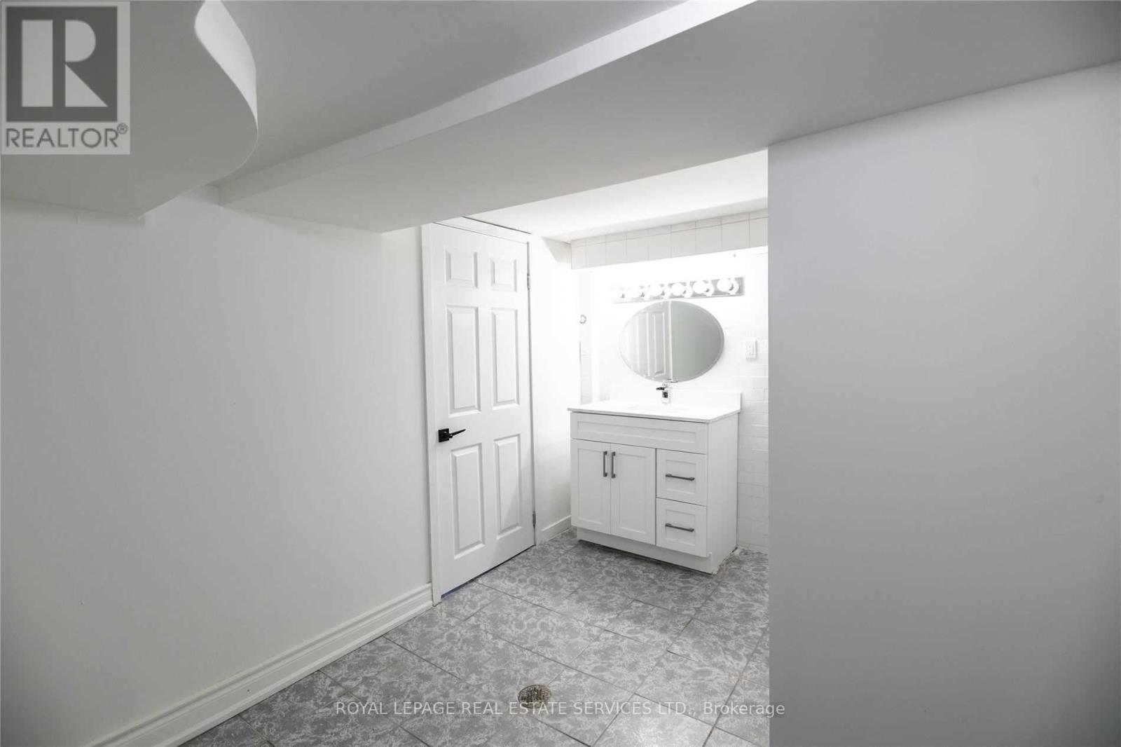 1010 Caledonia Road, Toronto, Ontario  M6B 3Z1 - Photo 11 - W12145101