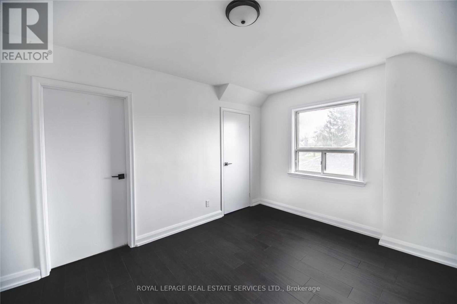 1010 Caledonia Road, Toronto (Yorkdale-Glen Park), Ontario  M6B 3Z1 - Photo 33 - W12145101