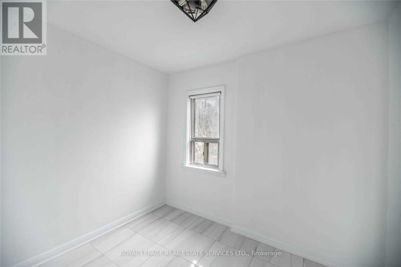 1010 Caledonia Road, Toronto, Ontario  M6B 3Z1 - Photo 40 - W12145101