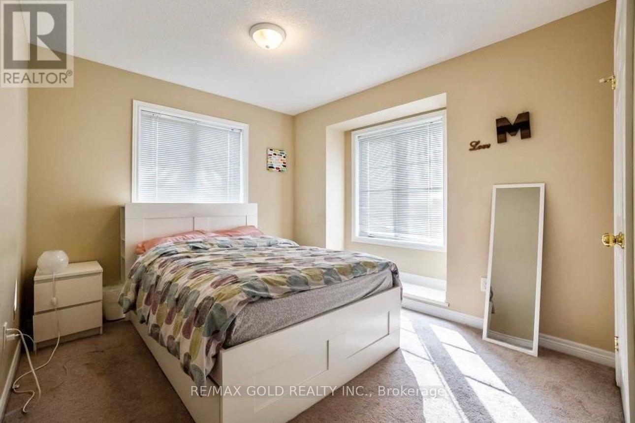 2317 Stone Glen Crescent, Oakville, Ontario  L6M 0C9 - Photo 28 - W12145109