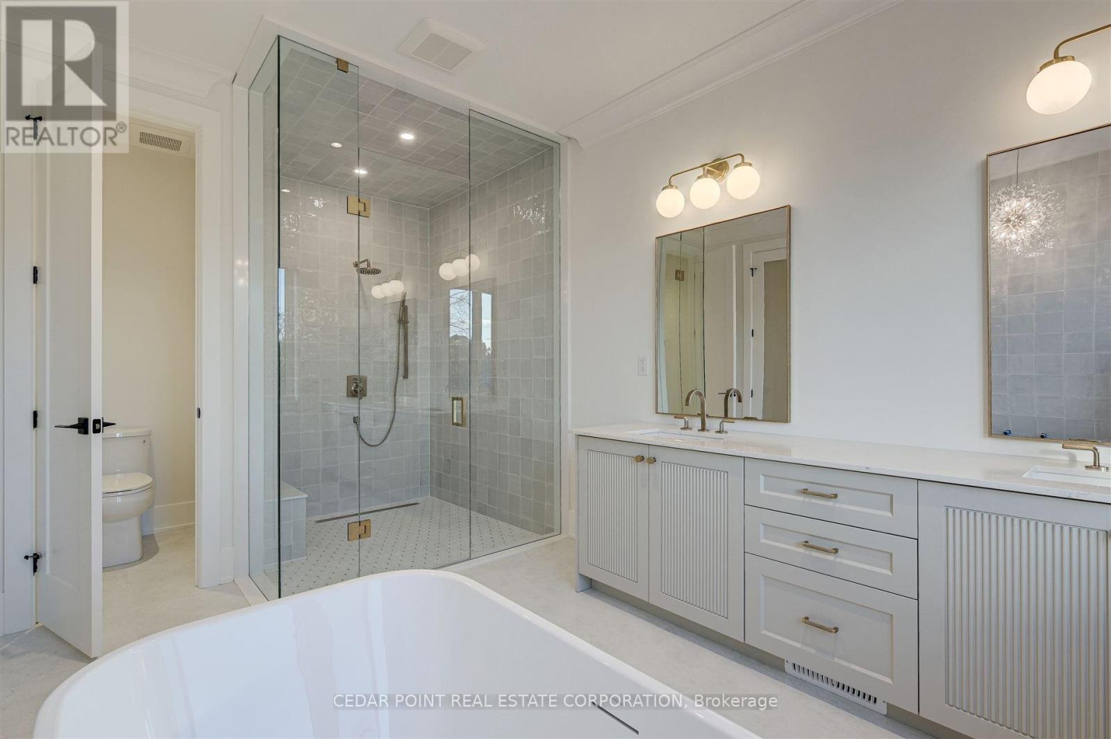 15 Drury Lane, Toronto, Ontario  M9P 1P8 - Photo 21 - W12145142