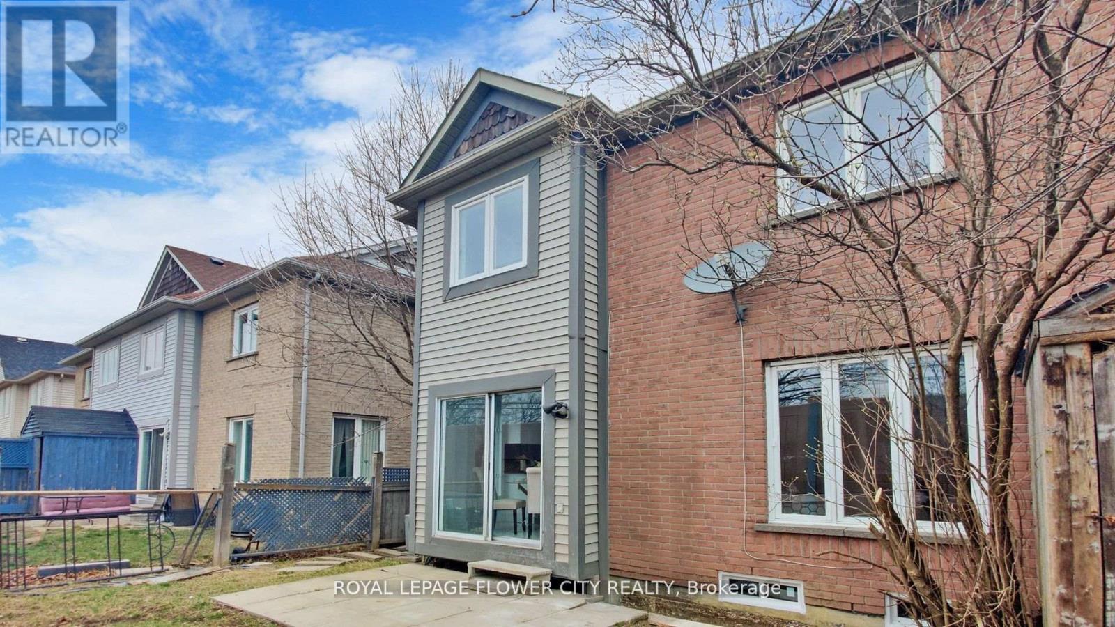 101 Chipmunk Crescent, Brampton, Ontario  L6R 1B4 - Photo 38 - W12145171