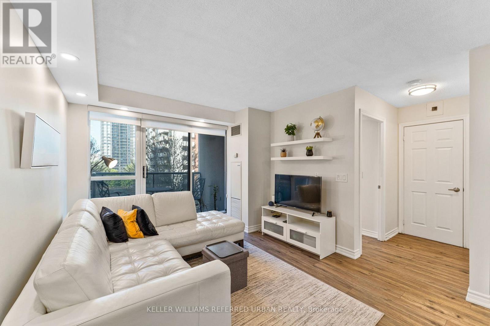 509 - 5 Michael Power Place, Toronto (Islington-City Centre West), Ontario  M9A 0A3 - Photo 17 - W12145172