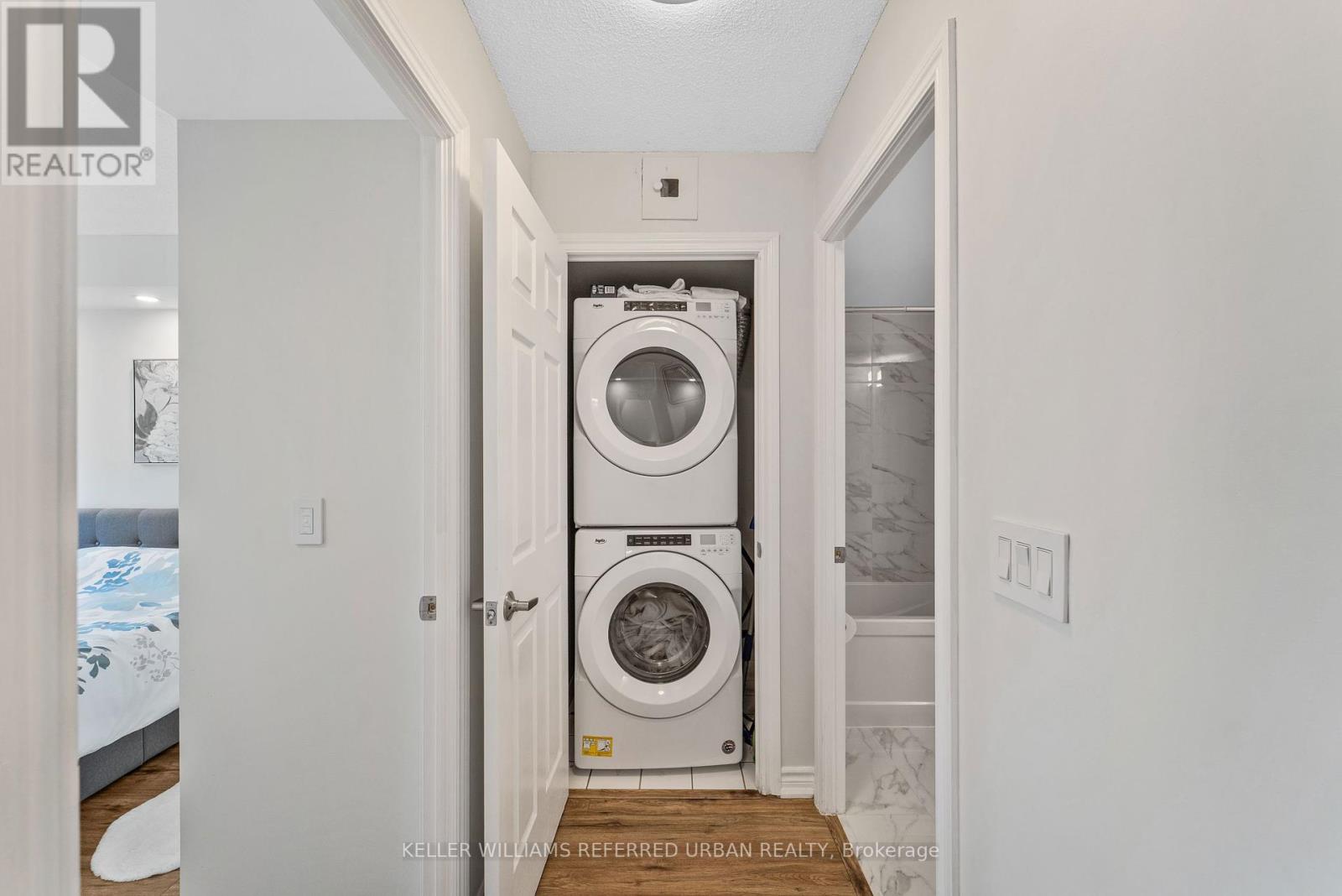 509 - 5 Michael Power Place, Toronto (Islington-City Centre West), Ontario  M9A 0A3 - Photo 21 - W12145172