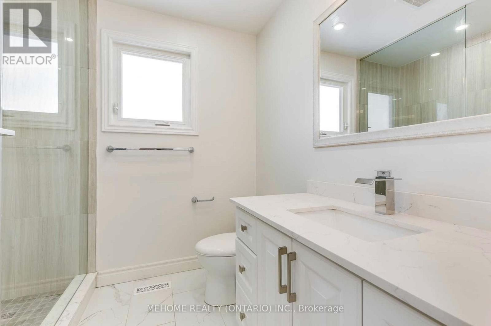 2065 Madden Boulevard, Oakville, Ontario  L6H 3N9 - Photo 20 - W12145221