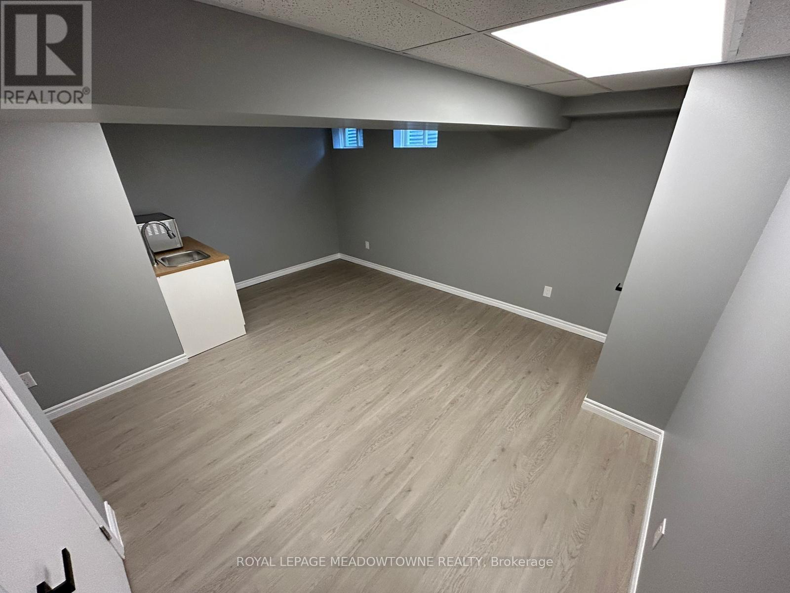 102 Cedarbrook Road, Brampton, Ontario  L6R 0W4 - Photo 27 - W12145236