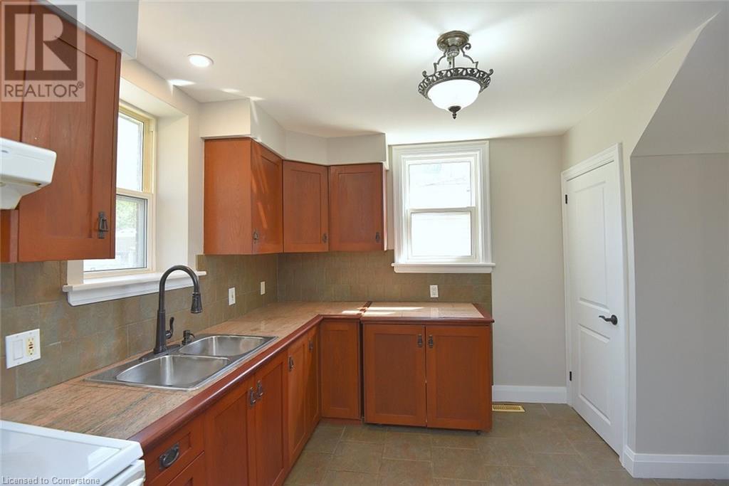 293 Emerson Street, Hamilton, Ontario  L8S 2Y8 - Photo 16 - 40727965