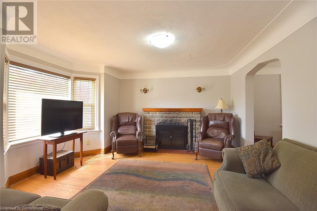 293 Emerson Street, Hamilton, Ontario  L8S 2Y8 - Photo 11 - 40727965