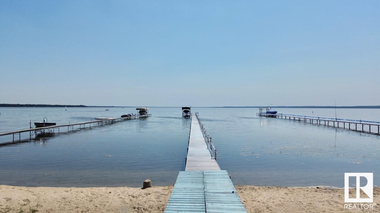 Property at 61 Argentia BE image 4