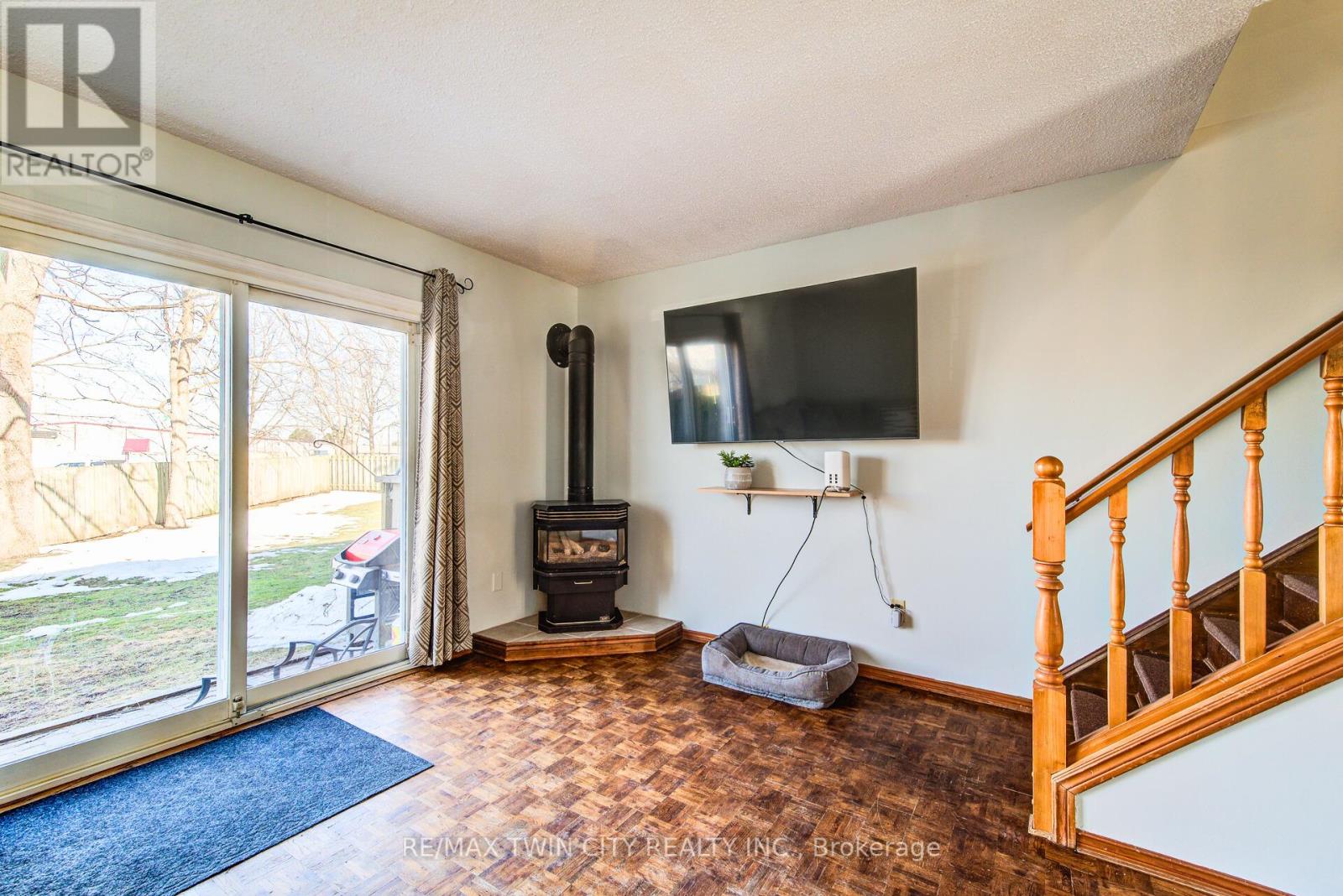 31 - 10 Mill Creek Road, Cambridge, Ontario  N1R 1J6 - Photo 12 - X12145108