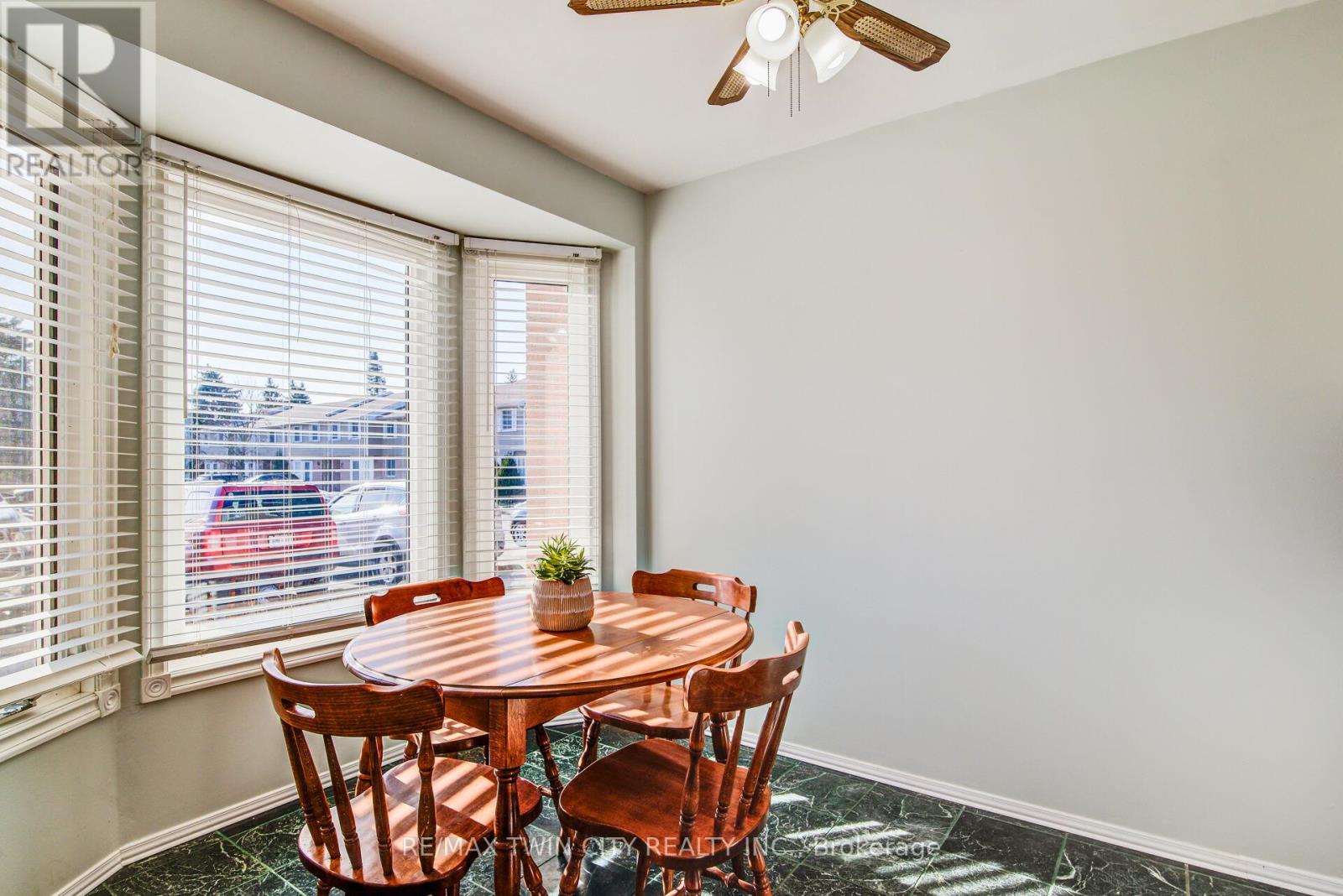 31 - 10 Mill Creek Road, Cambridge, Ontario  N1R 1J6 - Photo 4 - X12145108