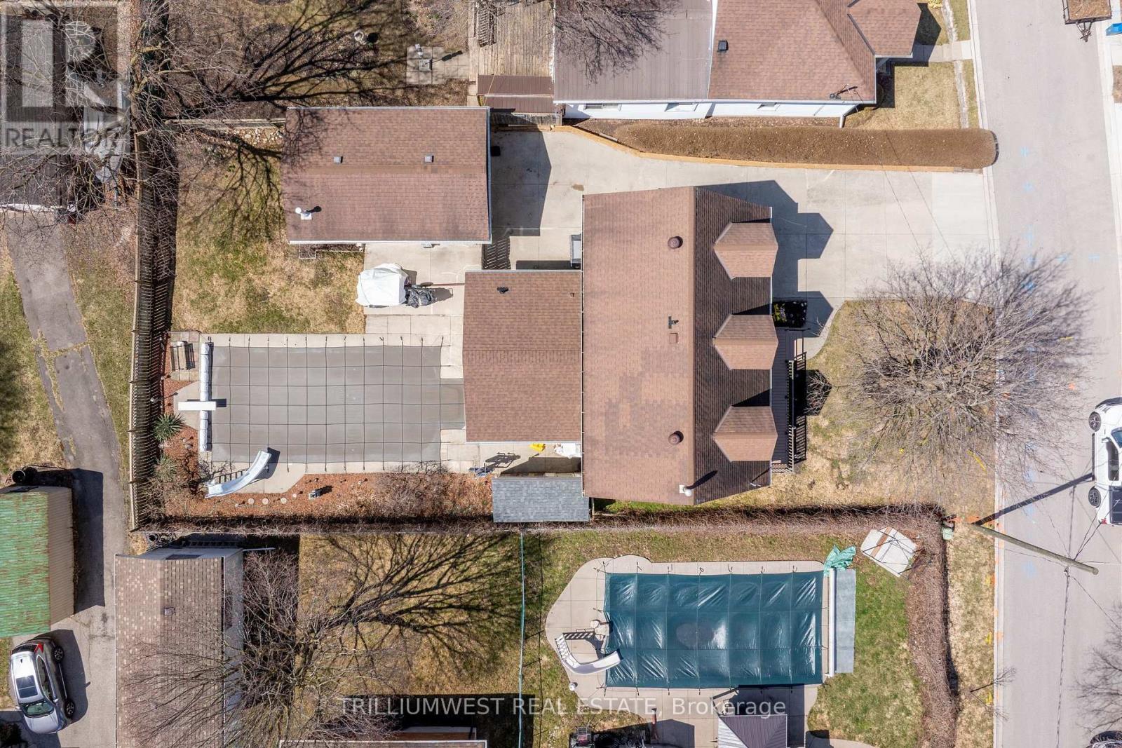 86 Edgar Street, Cambridge, Ontario  N3H 4H6 - Photo 38 - X12145117
