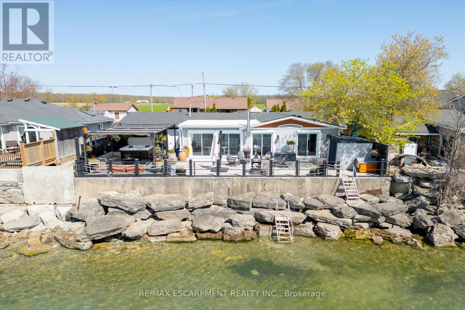 Property at 1200 LAKESHORE ROAD image 3