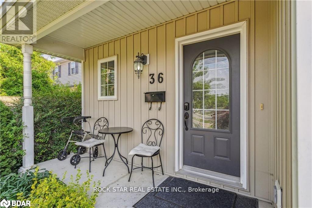 36 Chicory Crescent, St. Catharines, Ontario  L2R 6K7 - Photo 4 - X12145143
