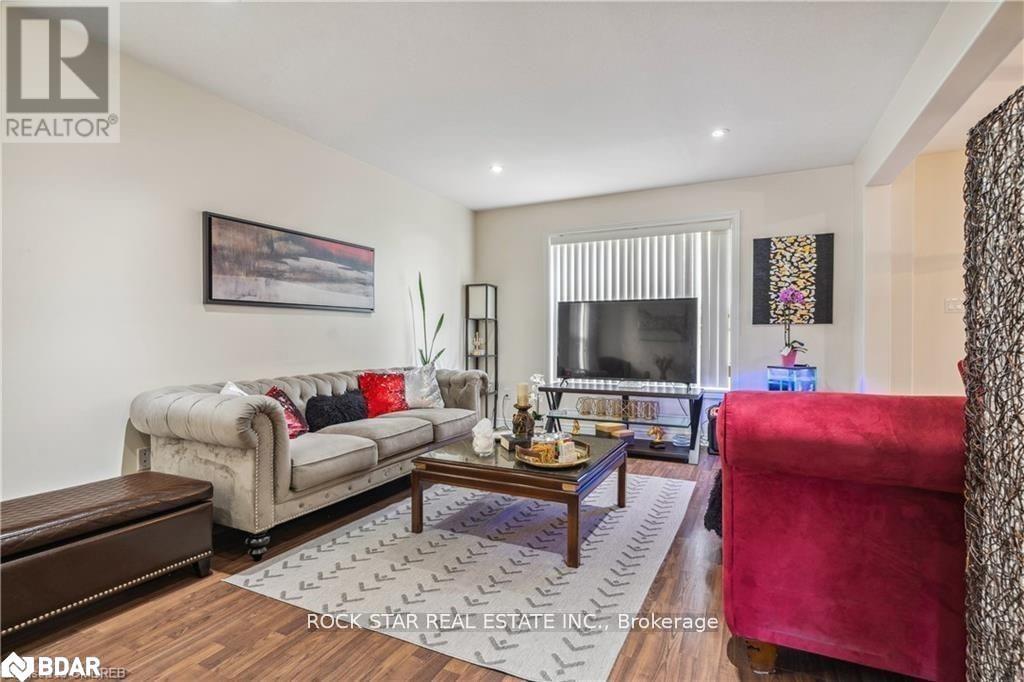 36 Chicory Crescent, St. Catharines, Ontario  L2R 6K7 - Photo 7 - X12145143