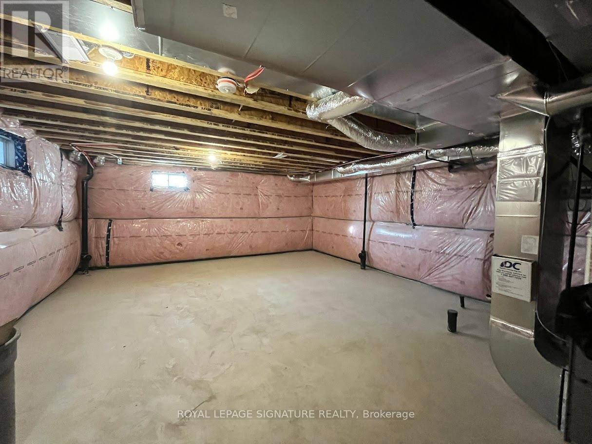 201 Aviron Crescent, Welland, Ontario  L3B 0M3 - Photo 29 - X12145155
