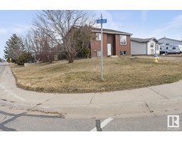 1819 FOREST DR Cold Lake North