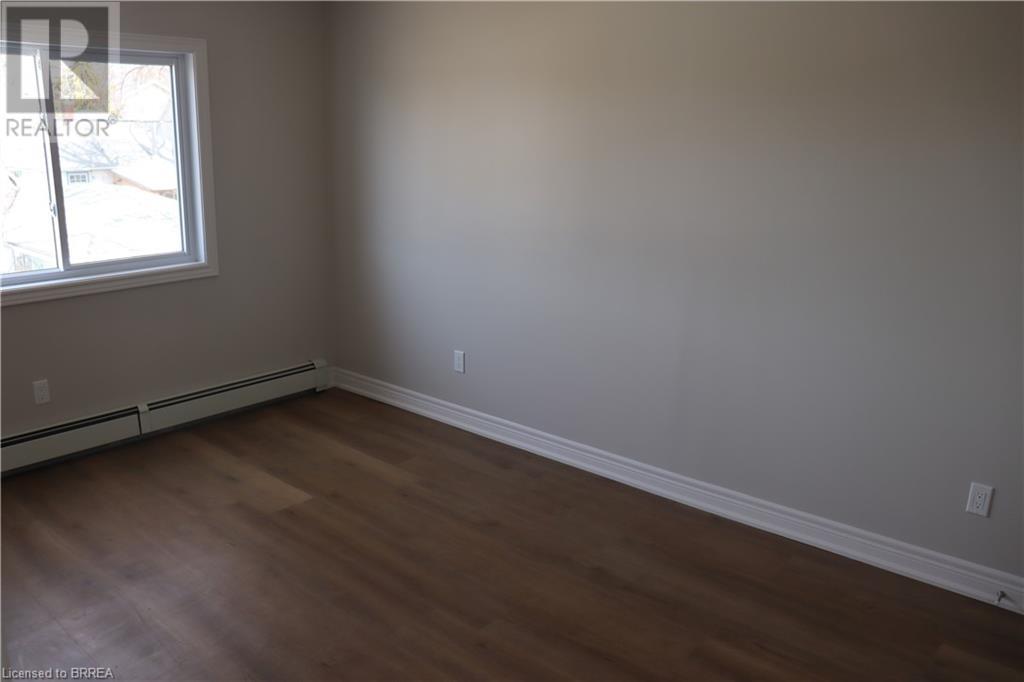 366 Darling Street Unit# 11, Brantford, Ontario  N3S 3Y5 - Photo 8 - 40727981
