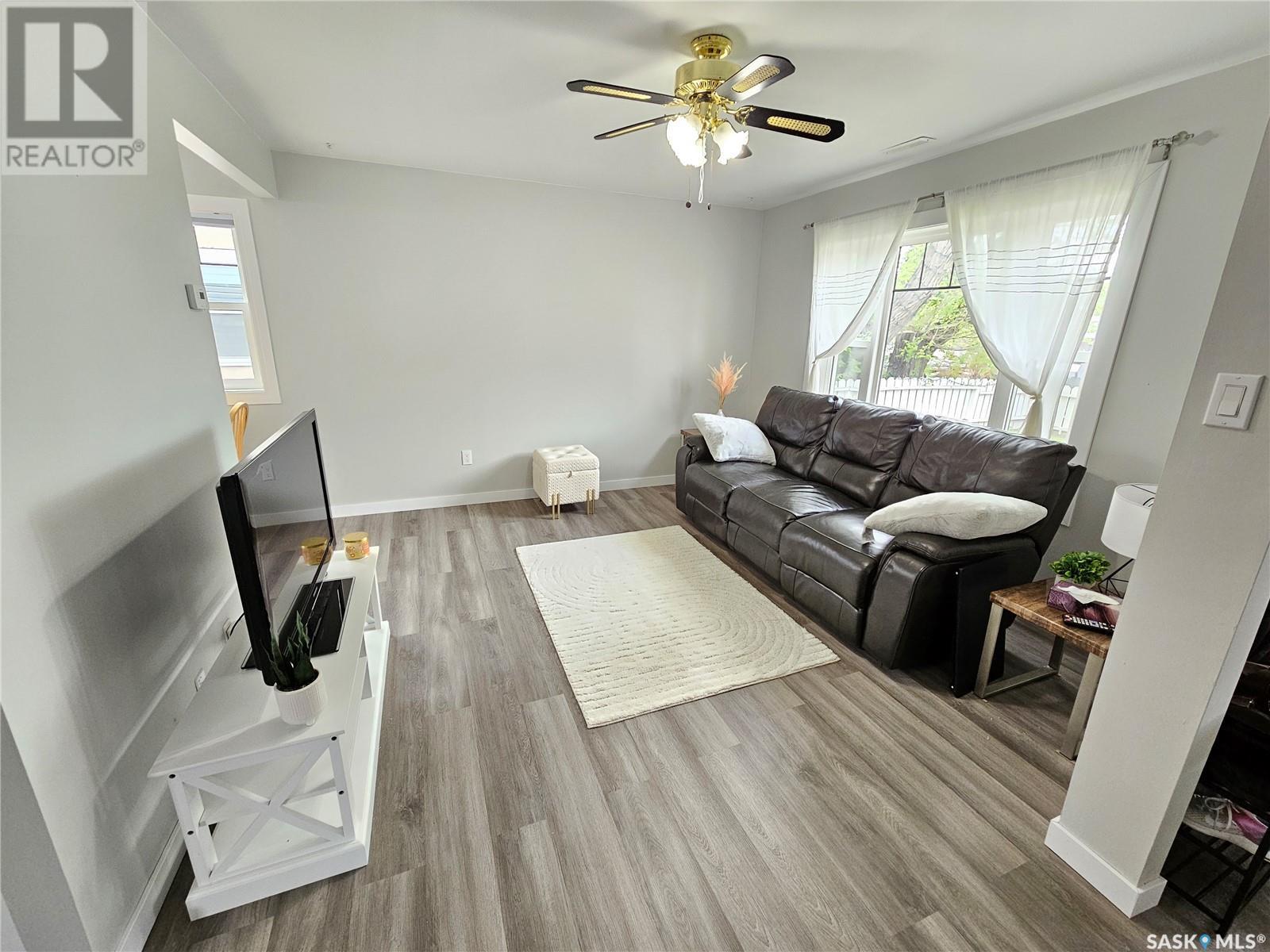 738 Athabasca Street E, Moose Jaw, Saskatchewan  S6H 0M5 - Photo 6 - SK005705