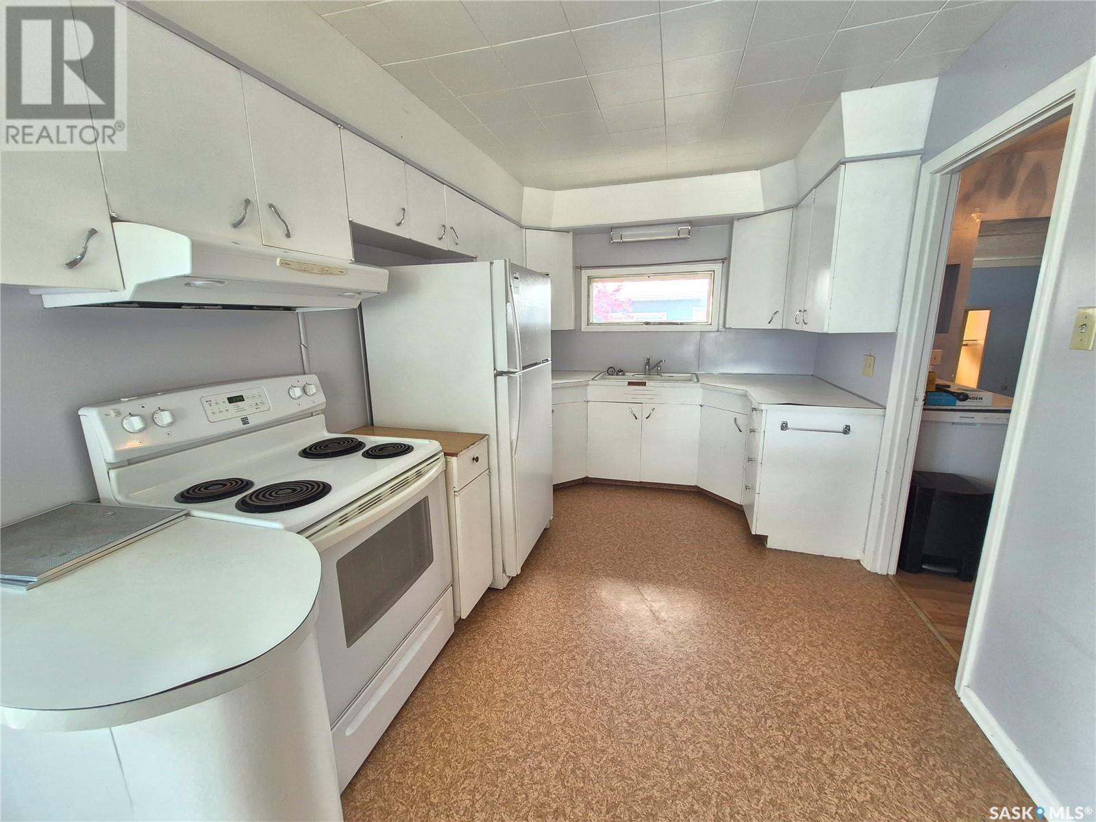 502 Healy Avenue, Radville, Saskatchewan  S0C 2G0 - Photo 13 - SK005681