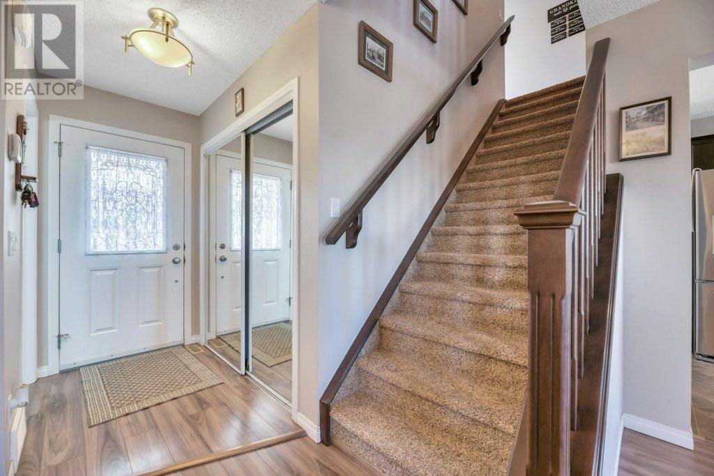 Property at 204 Viewpointe Terrace image 5